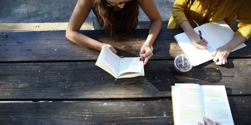 Conoce los Curiosos Orígenes de estas Palabras